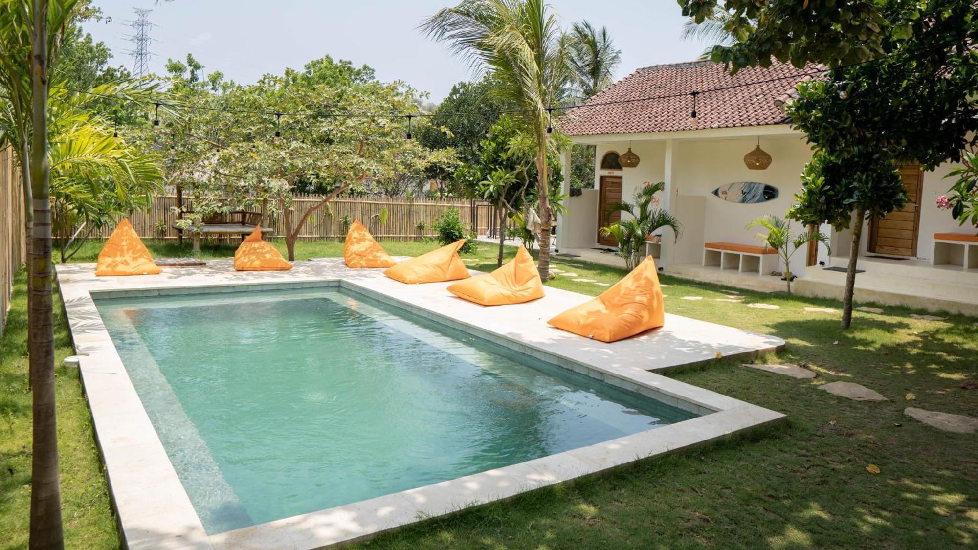 Lost Inn Kuta Capsule Hostel Eksteriør bilde