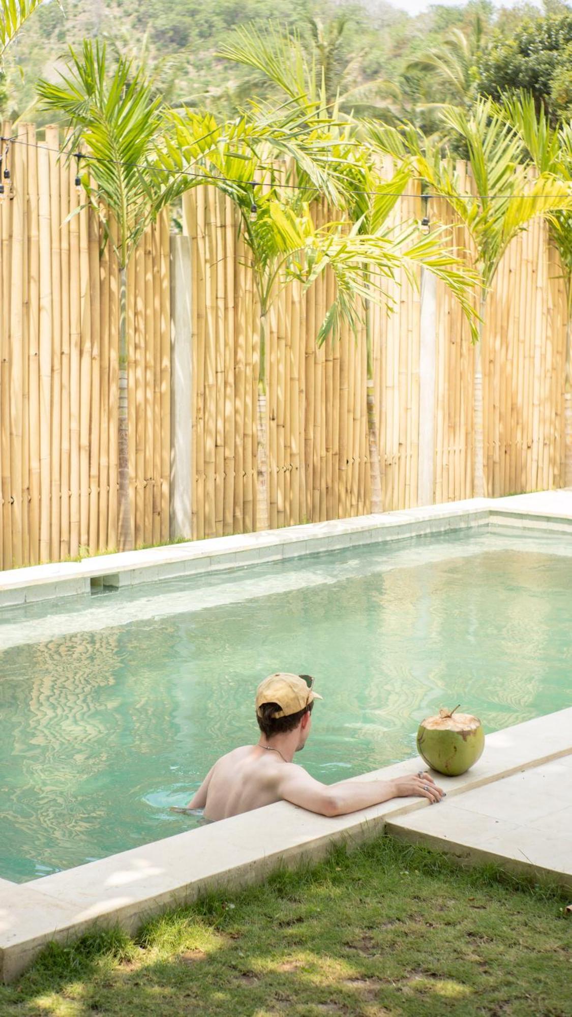 Lost Inn Kuta Capsule Hostel Eksteriør bilde